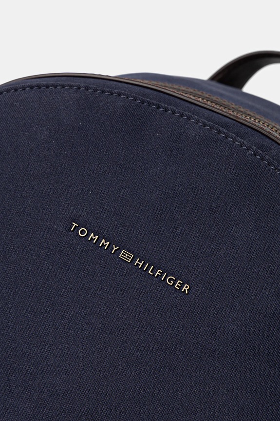Nahrbtnik Tommy Hilfiger mornarsko modra AM0AM13501