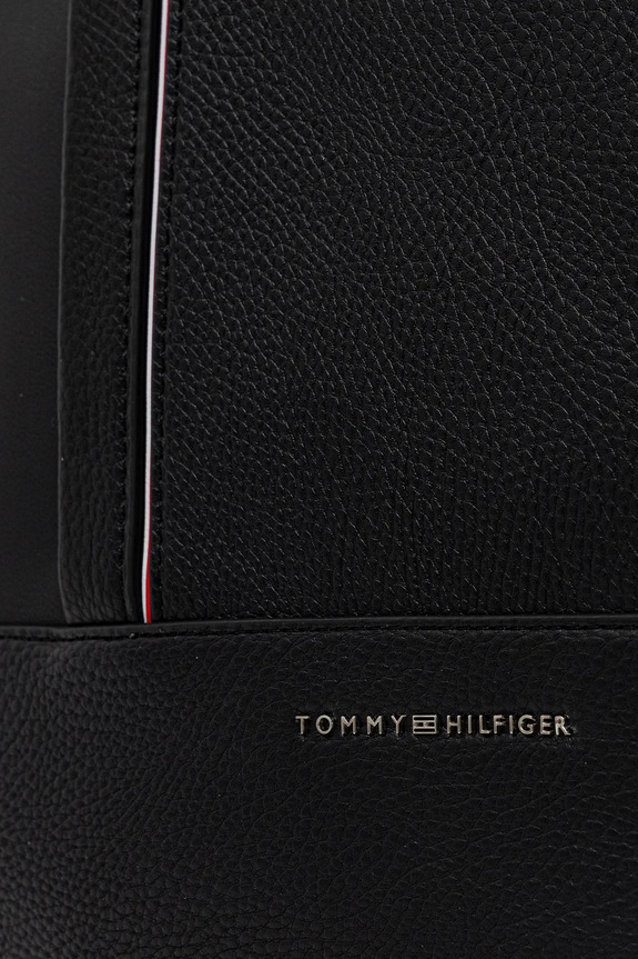 Ruksak Tommy Hilfiger čierna AM0AM13629