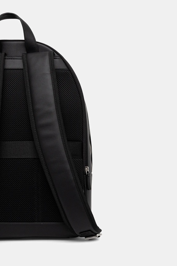 Doplňky Batoh Tommy Hilfiger AM0AM13659 černá