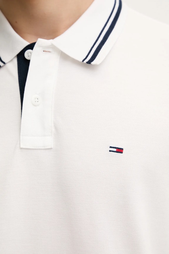 Βαμβακερό μπλουζάκι πόλο Tommy Jeans DM0DM21846 λευκό