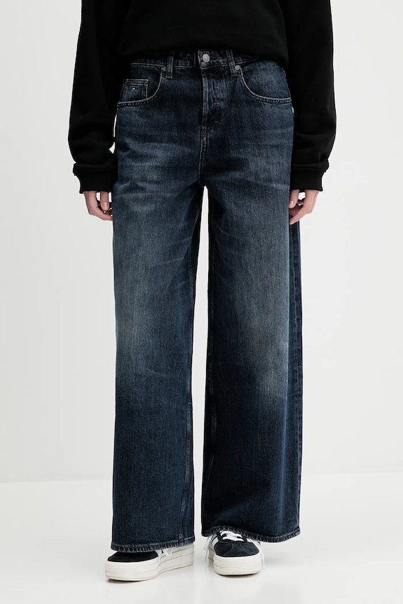 Kavbojke Tommy Jeans Prijazno od planeta mornarsko modra DW0DW21513