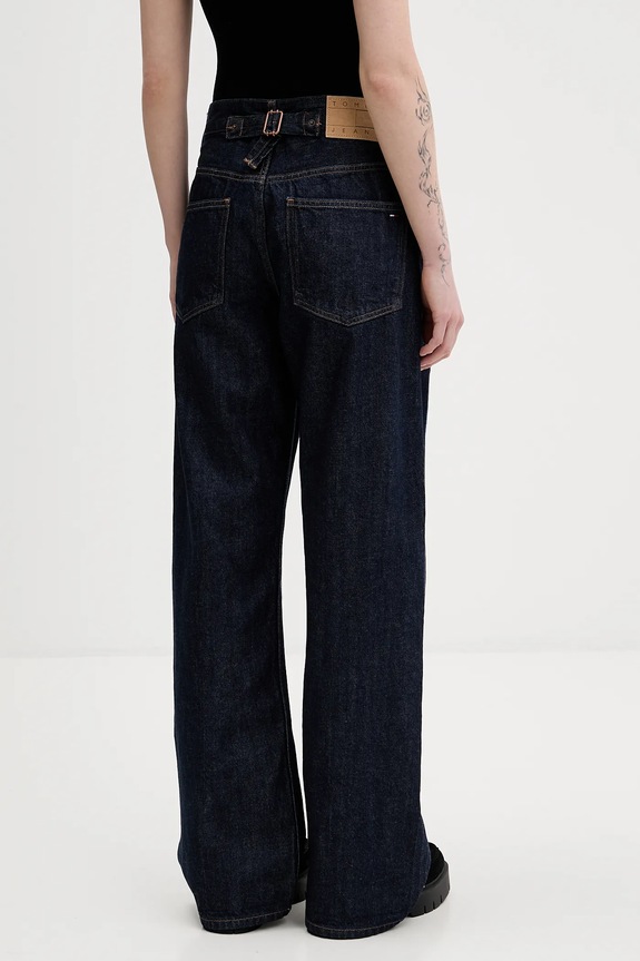 Oblečenie Rifle Tommy Jeans DW0DW21810 tmavomodrá