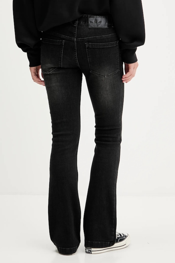 Abbigliamento adidas Originals jeans Slim Denim KE9802 nero