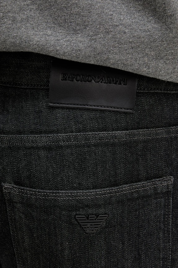 Rifle Emporio Armani čierna EM000121.AF14116