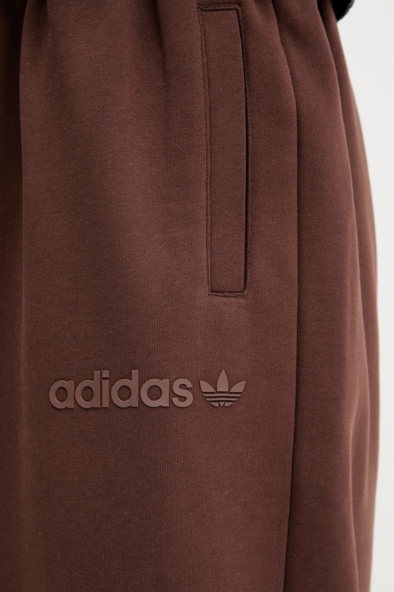 adidas Originals pantaloni de trening Essentials maro JW0986