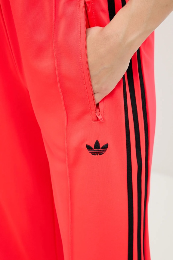 Spodnji del trenirke adidas Originals Firebird rdeča JW1227