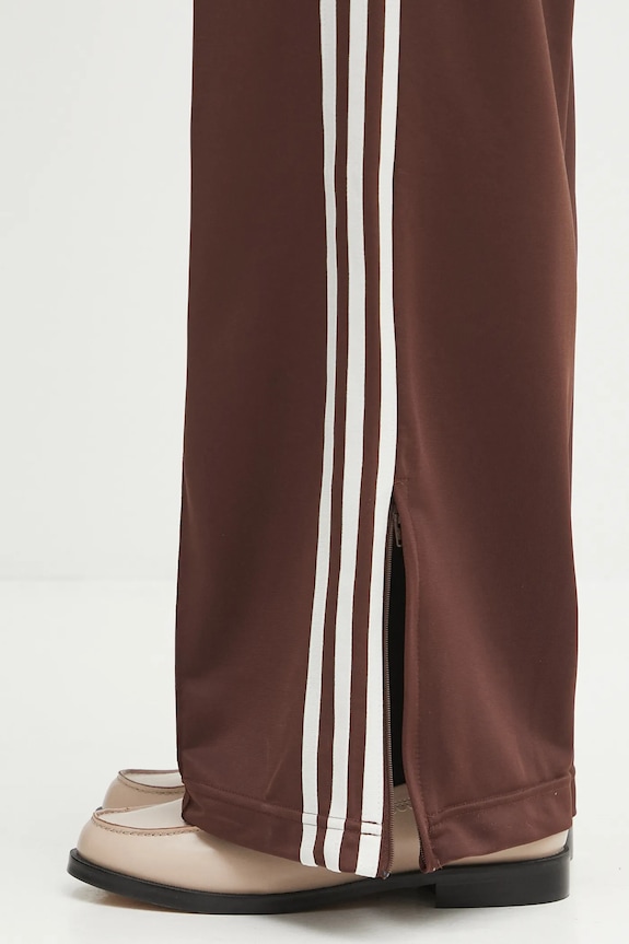 Donji dio trenirke adidas Originals Firebird Tp smeđa KD2526