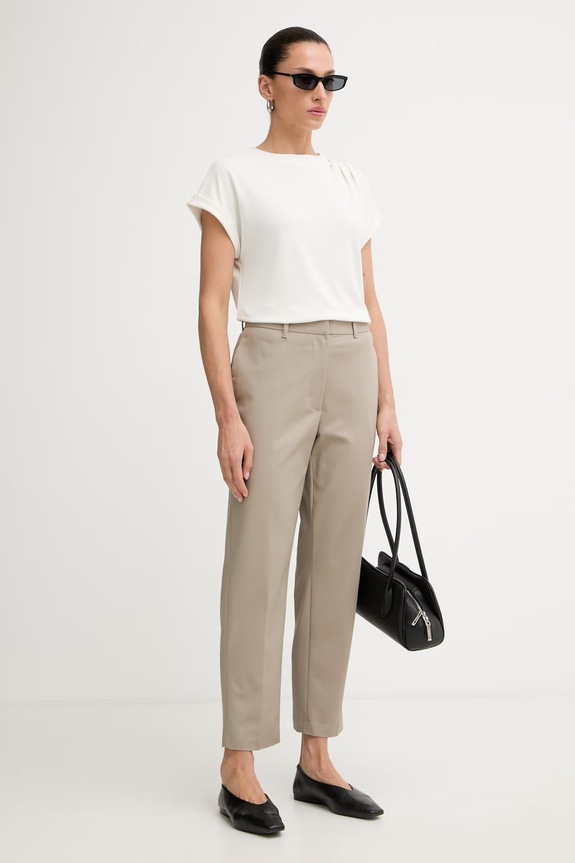 Calvin Klein панталон чино дамски от памук с еластан LV044B916G бежов SS26