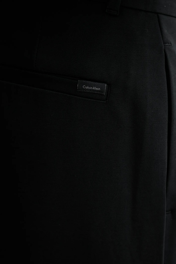 Calvin Klein nohavice chinos dámske bavlnené s elastanom čierna LV044B916G