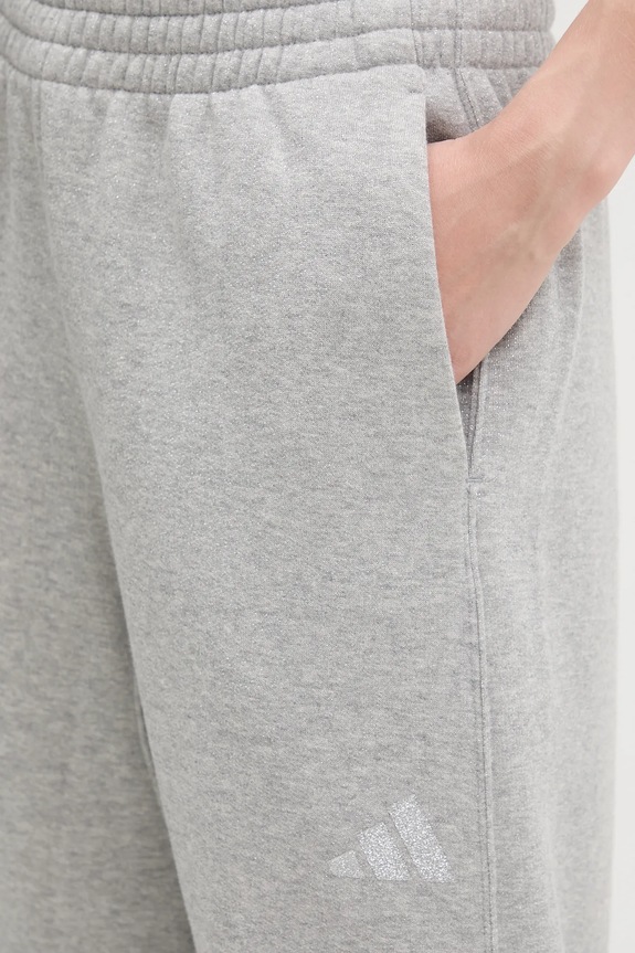 Spodnji del trenirke adidas All Szn Holiday siva JV5758