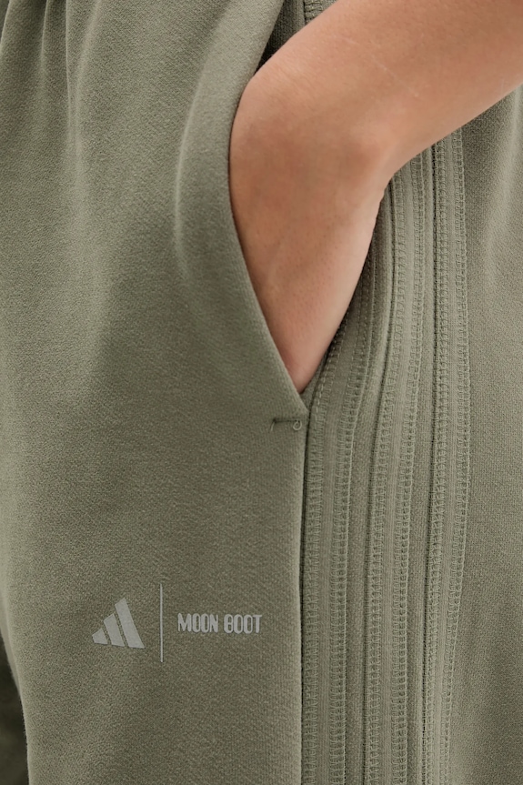 adidas pantaloni de trening din bumbac adidas x Moon Boot JM1099 verde
