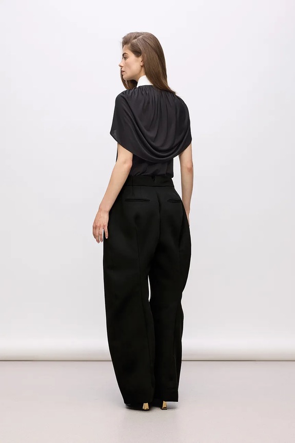 Kalhoty s příměsí vlny Karl Lagerfeld Karl Lagerfeld Studio A4W10144 černá AW25