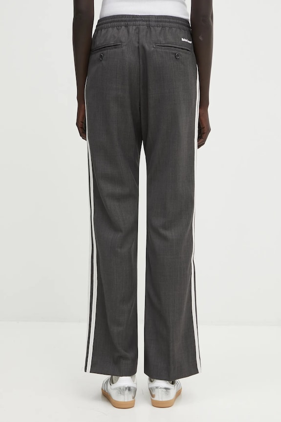 Oblečenie Nohavice s prímesou vlny adidas Originals Wb Wool Pant KB2318 sivá