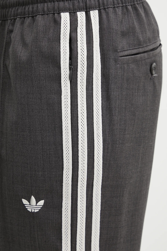 Nohavice s prímesou vlny adidas Originals Wb Wool Pant sivá KB2318