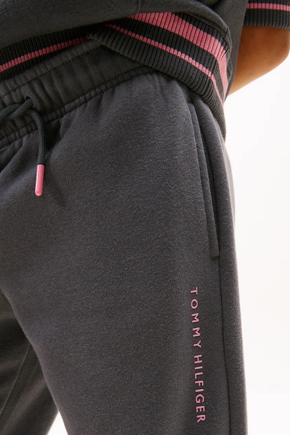 Detské tepláky Tommy Hilfiger sivá KG0KG08999.9BYA