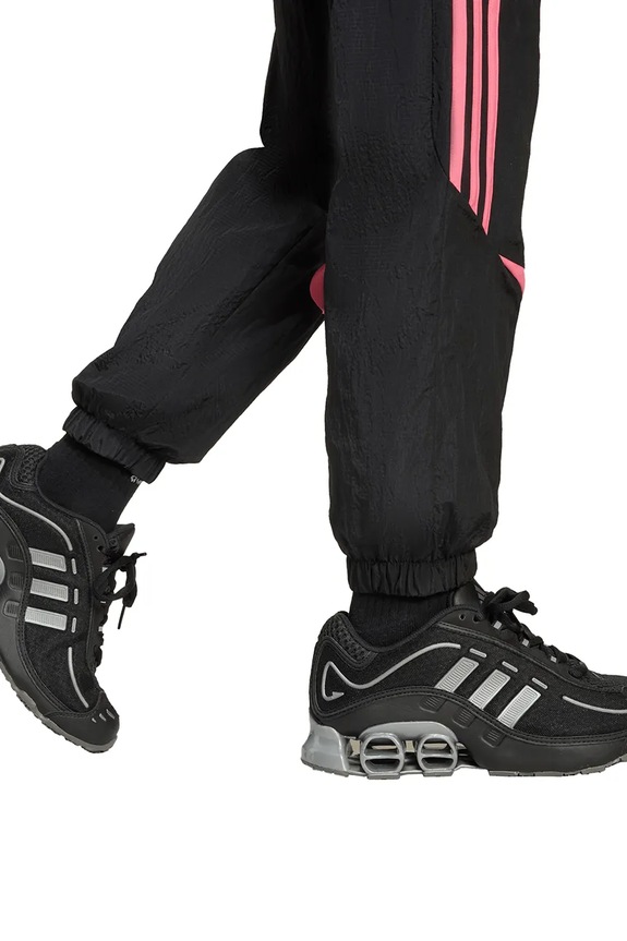 Detské tepláky adidas Originals JY6322