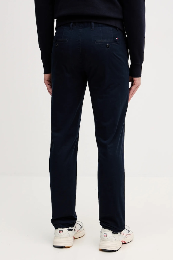 Odzież Tommy Hilfiger spodnie chinos męskie bawełniane z elastanem MW0MW40262 granatowy