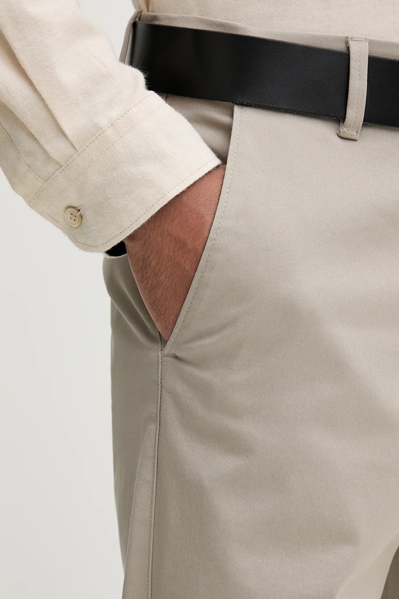 Nohavice Calvin Klein béžová LV040EM633