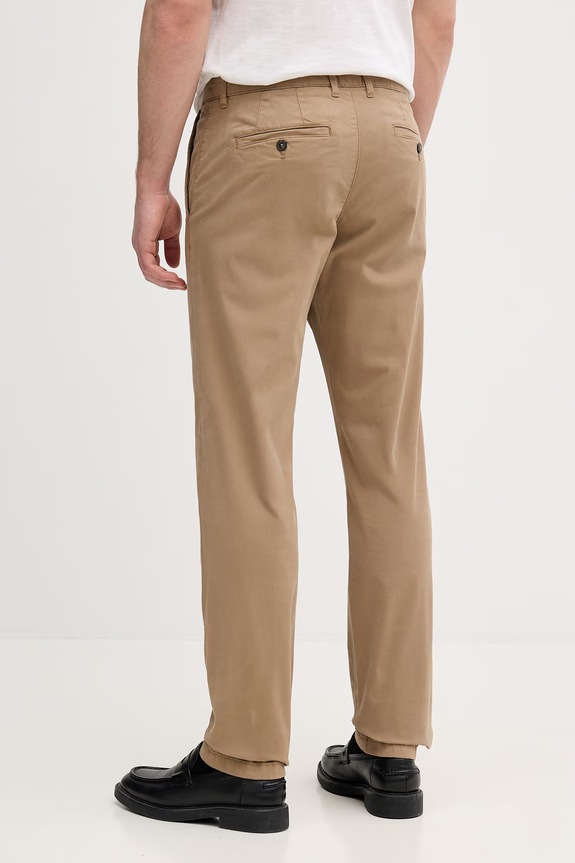 Oblečenie United Colors of Benetton nohavice chinos pánske bavlnené s elastanom 4TZYUF04P béžová