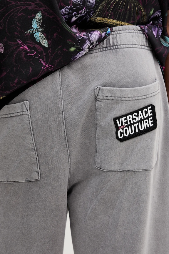 Бавовняні спортивні штани Versace Jeans Couture сірий 79GAAE00.CF00E