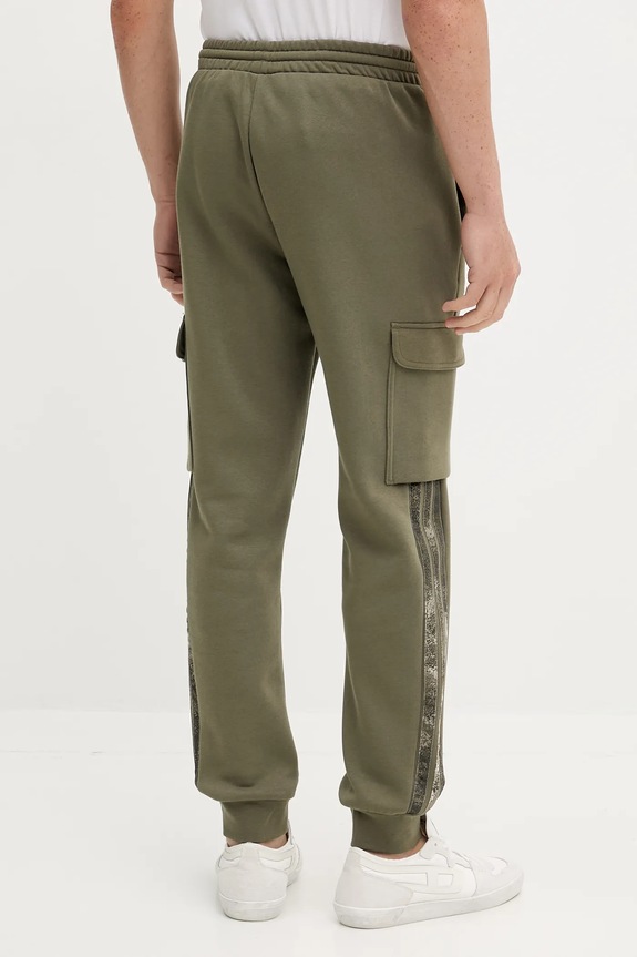 Îmbrăcăminte adidas pantaloni de trening JM1714 verde