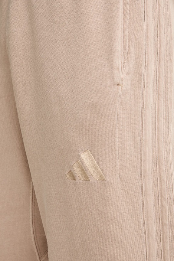 adidas pamut melegítőnadrág All SZN bézs JN0619