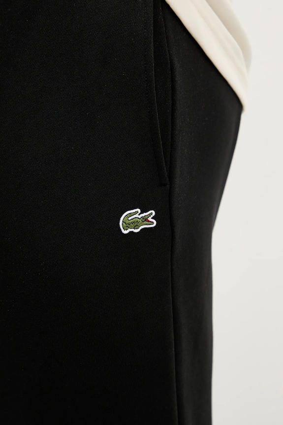 Lacoste Teplákové nohavice pánske bavlnené čierna XH9833