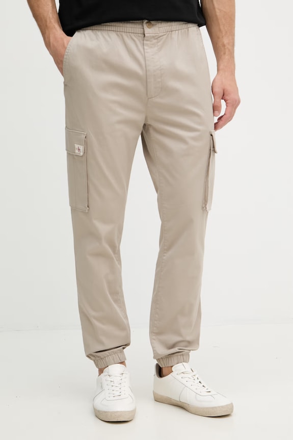 Calvin Klein Jeans nohavice cargo pánske bavlnené s elastanom béžová LV04RD608G