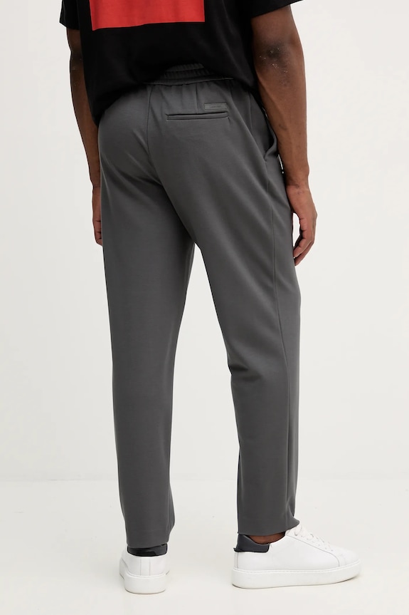 Oblečenie Nohavice Calvin Klein LV04LE613G sivá