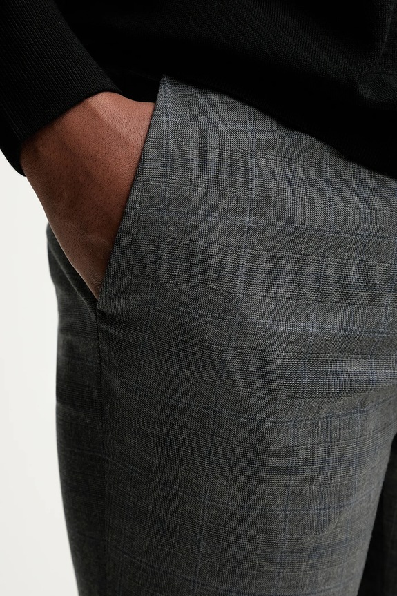 Calvin Klein pantaloni gri LV04LD471G