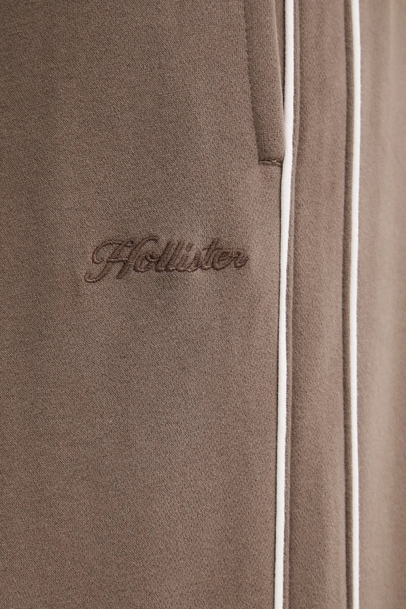 Hollister Co. spodnie dresowe brązowy KI334.5139.421