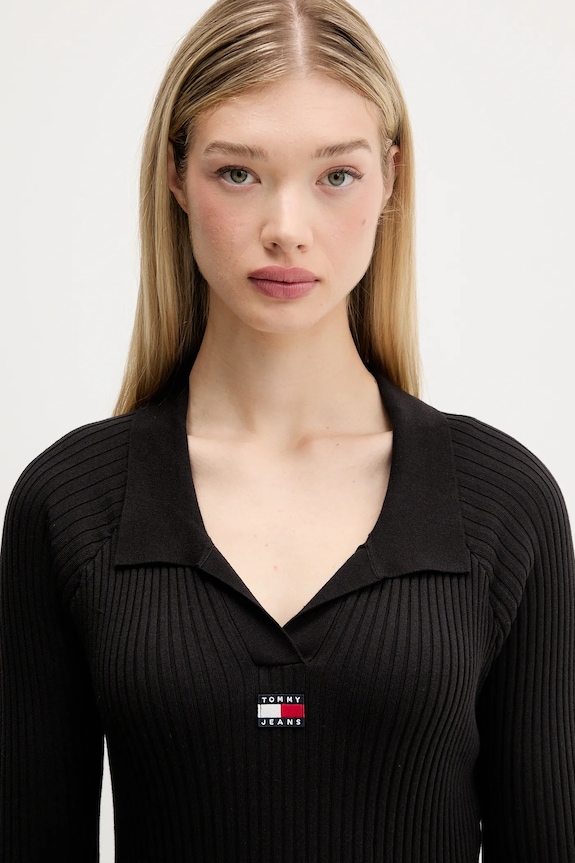 Šaty Tommy Jeans čierna DW0DW22183