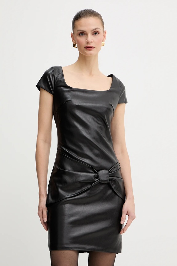 Guess ruha ALIENOR rövid fekete W5BK55.WGIK0