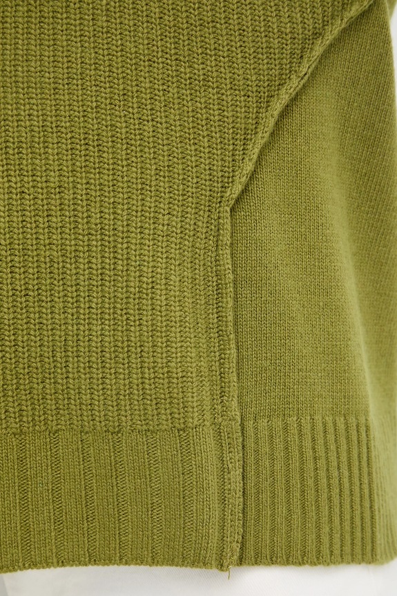 Vesta s prímesou vlny United Colors of Benetton 126WD4033 zelená