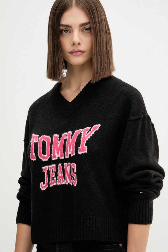 Pulover s primesjo volne Tommy Jeans črna DW0DW21711