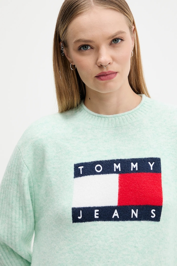 Pulover z dodatkom volne Tommy Jeans turkizna DW0DW21782