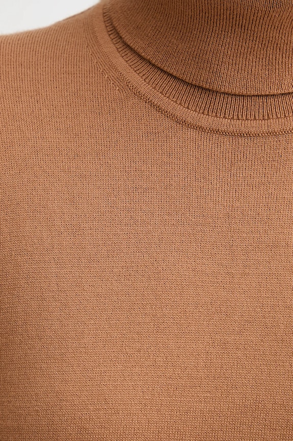 Sveter s prímesou vlny Calvin Klein LV044D371G hnedá