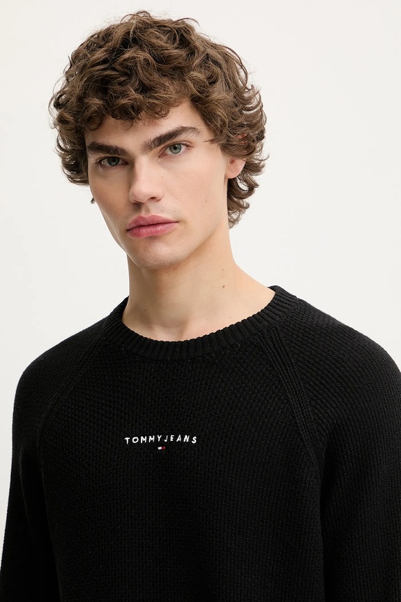 Πουλόβερ Tommy Jeans μαύρο DM0DM21655
