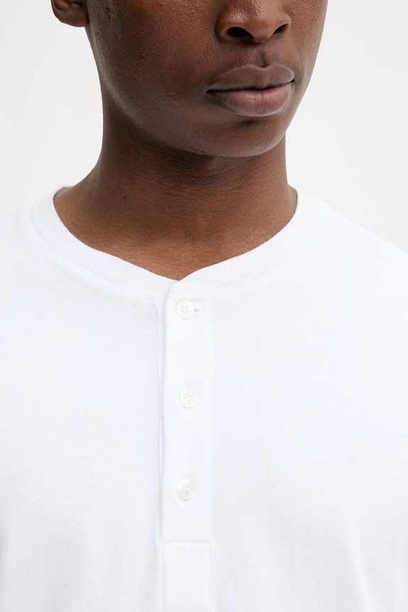 Βαμβακερή μπλούζα με μακριά μανίκια Filippa K 31498.FK λευκό