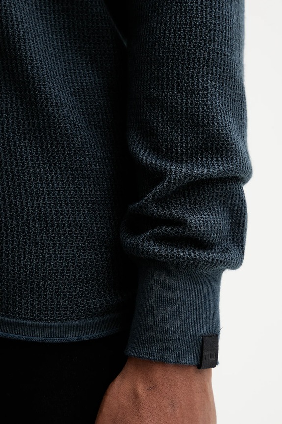 Sveter s prímesou vlny Rag & Bone RH3225F6MWL tmavomodrá