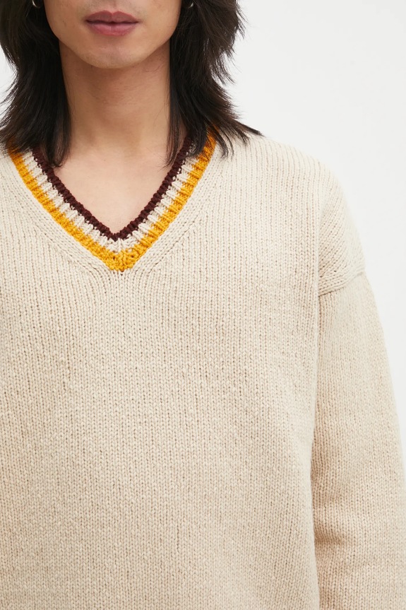 Шерстяной свитер Visvim COLLEGE V-NECK бежевый 125205012006