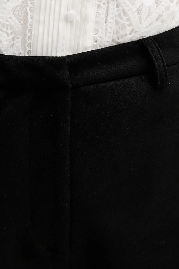 Bardot pantaloni scurți 60059PB negru