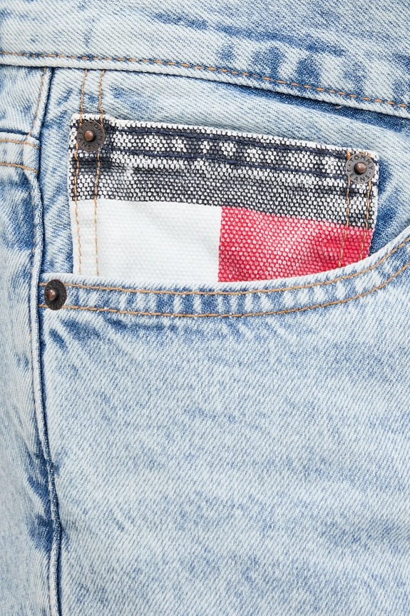 Rifľové krátke nohavice Tommy Jeans DM0DM22146 modrá