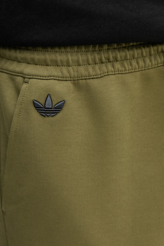 adidas Originals szorty Neuclassics zielony HZ3744