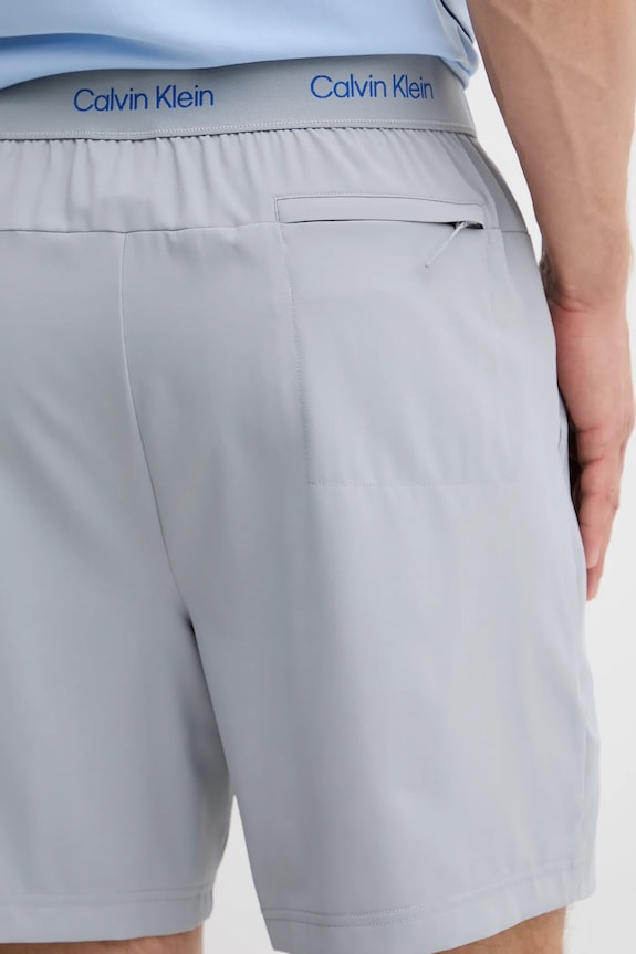 Kratke hlače za trening Calvin Klein Performance siva LVGMF5S801