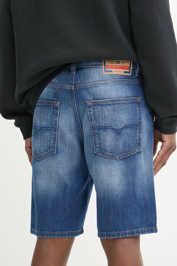 Odjeća Traper kratke hlače Diesel REGULAR-SHORT A06430.0DBEL plava