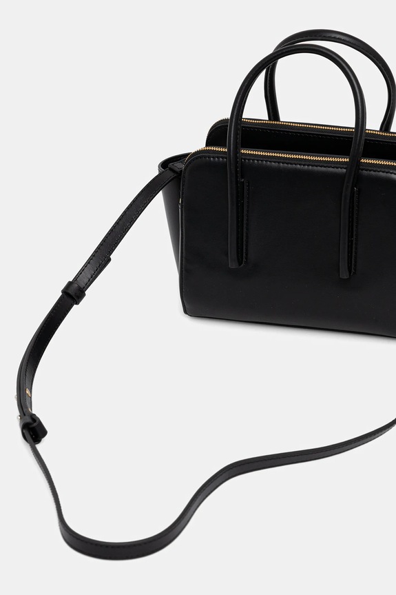 Doplnky Kožená kabelka Calvin Klein LV04F3057G čierna