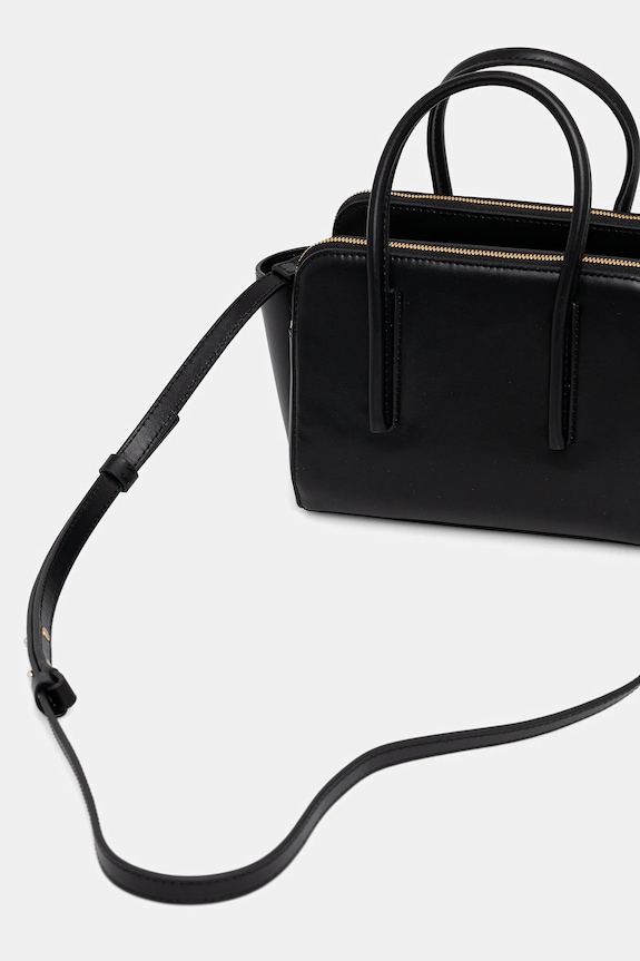 Doplnky Kožená kabelka Calvin Klein LV04F3057G čierna