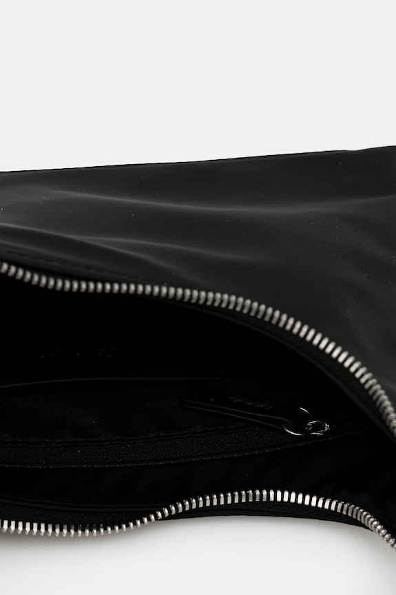 Calvin Klein kézitáska LV04K3219G fekete