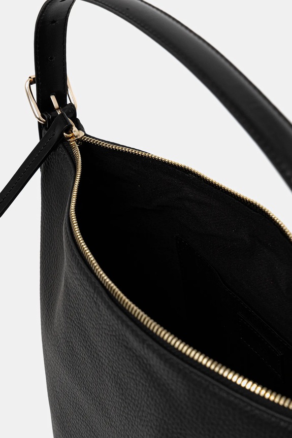 Δερμάτινη τσάντα A.P.C. sac vera PXCBL.F61902 μαύρο